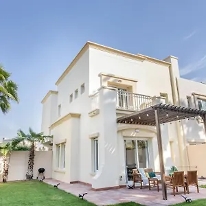 Frank Porter - The Springs 8 Dubai